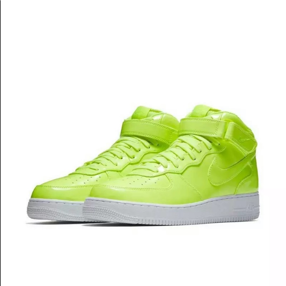Nike Men Air Force 1 Mid 07 Volt-White LV8 UV